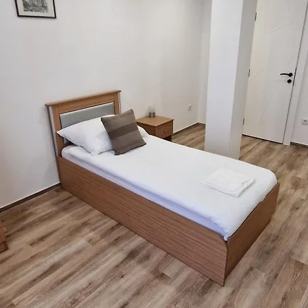Belkert Etterem Es Panzio Debrecen