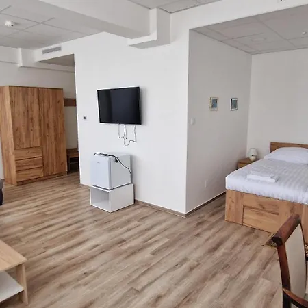 Bed & Breakfast Belkert Etterem Es Panzio